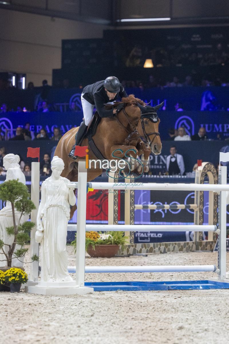 McAuley Mark (IRL) riding GRS Lady Amaro_Verona_20241109_SS358293.jpg